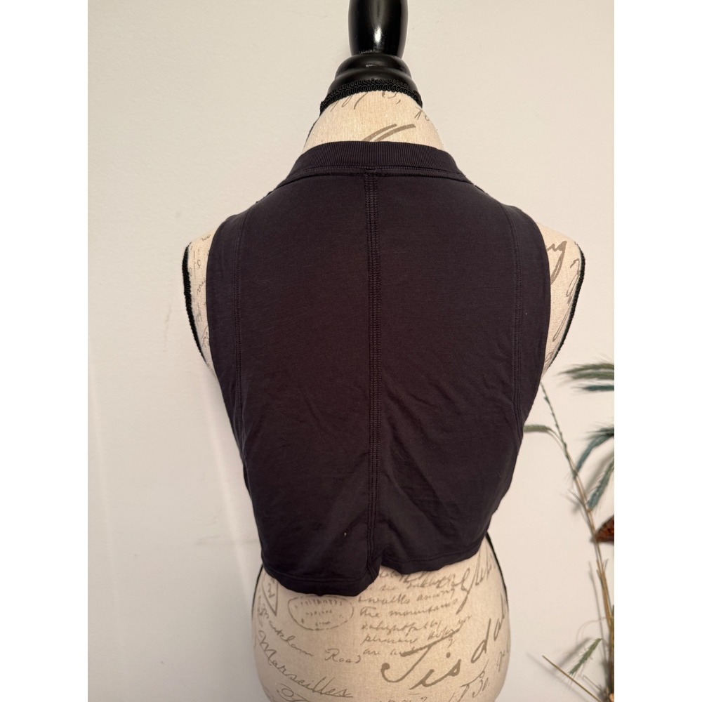 Lululemon All Yours Crop Tank Top Black Sleeveless Relaxed Fit Size 8